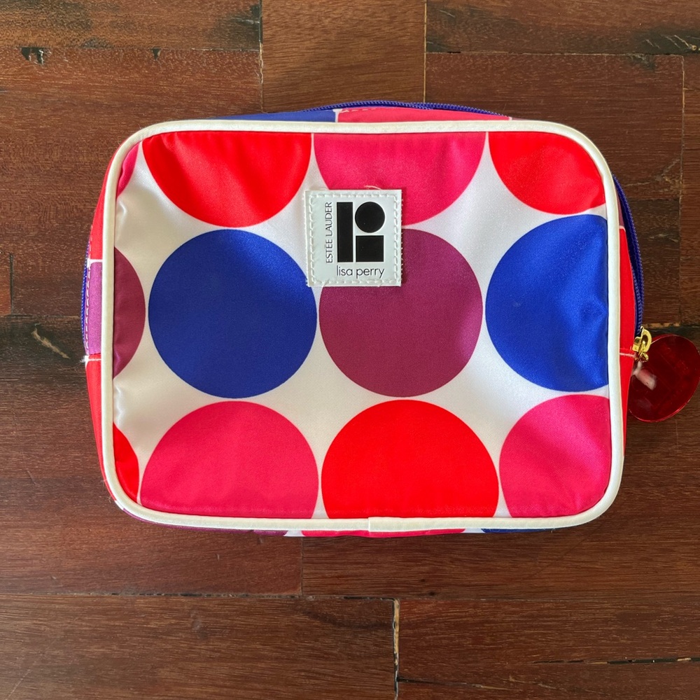 Cosmetics Case – Lisa Perry